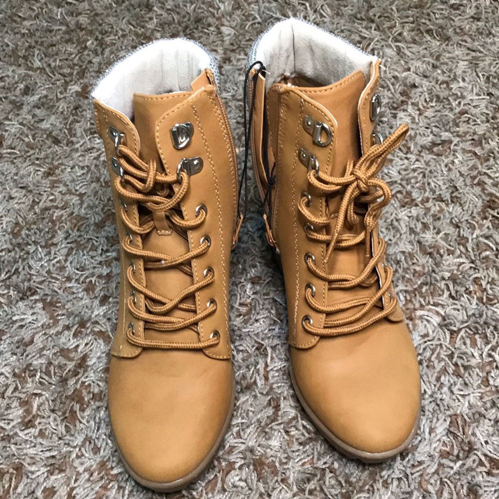 Sugar booties